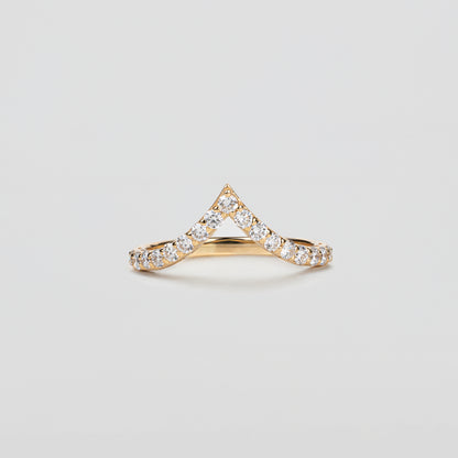 The Éternelle Chevron Band | Diamond | Yellow Gold